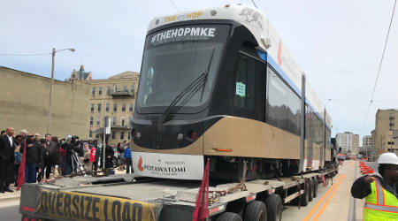 Milwaukee receives first streetcar from Brookville
