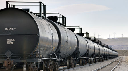 Schumer calls for crude-by-rail standards